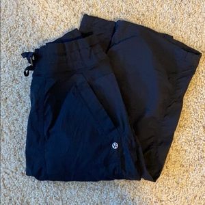 Lululemon Cropped Pants